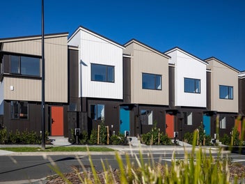 Prime Position in North West - Move in Ready!