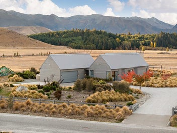 Escape to Matariki House