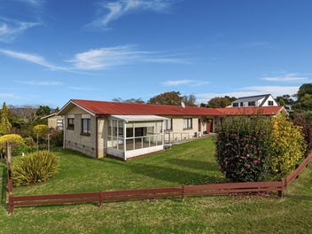 Home Unit On The Hill