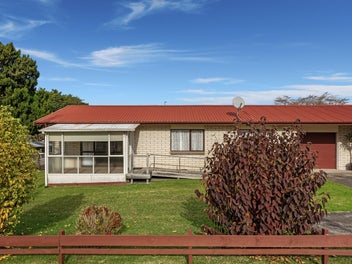 Home Unit On The Hill