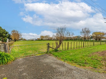 Title Issued - Centrally located lifestyle section