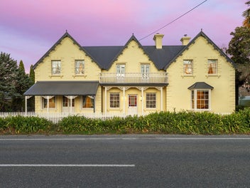 Image 1 of 22