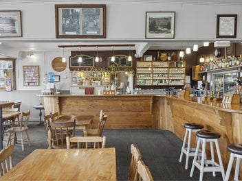 Become a part of history - Historic Inn for sale