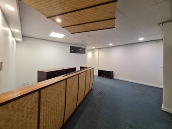 Image 1 of 8