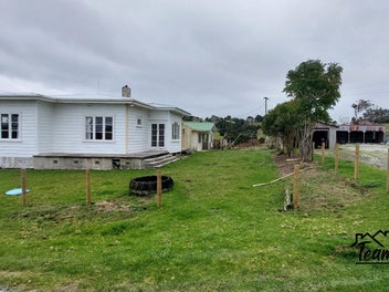 Image 1 of 20