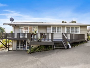 URGENT SALE – VENDOR OVERSEAS!