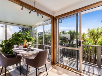Modern Comfort & Classic Charm in Blockhouse Bay