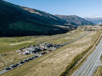 The Dream Lifestyle at Gibbston Valley Resort!