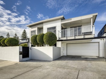 Style, space, and sophistication by the sea