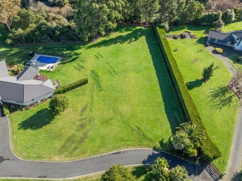 Ultimate lifestyle opportunity on city fringe