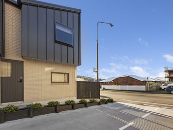 Image 1 of 18