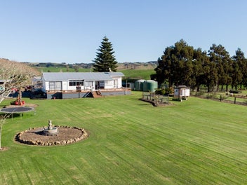 BRILLIANT LOCATION & AWESOME VIEWS