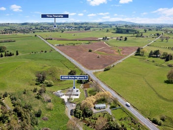 Fabulous Lifestyle Living Just Minutes To Town
