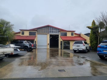 Image 1 of 11