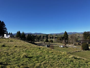 Image 1 of 7