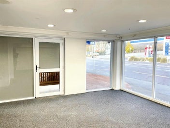 Image 1 of 20