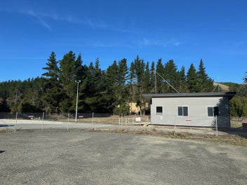 Office building for sale for removal