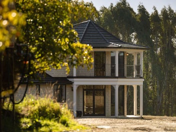 Breathtaking Homestead!