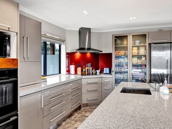 Large lifestyle dream