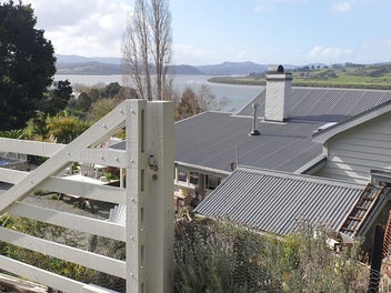 Beautiful Villa with Sea Views - Munro House