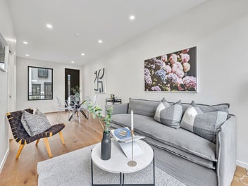 Dual-Key, 2 year 5% Rental Yield + Tenant!