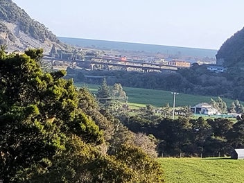 Image 1 of 33