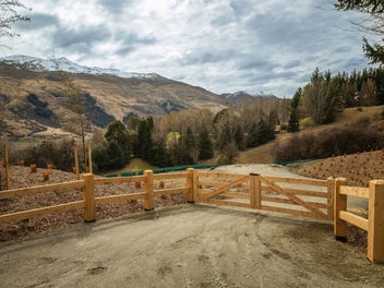 Exceptional Development Opportunity in Dalefield