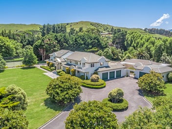 LOCHLANDS PAUATAHANUI