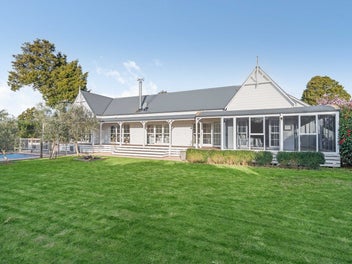 Amazing Lifestyle Opportunity on Kuratawhiti