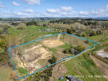 Stunning Lifestyle Section in Redwood Valley