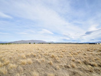 Affordable Lifestyle Land with Stunning Views