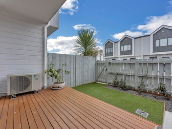 Image 1 of 18
