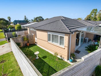 Image 1 of 20