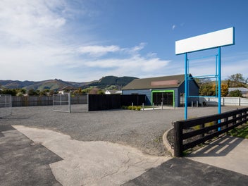 Image 1 of 17