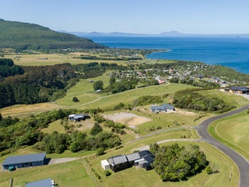 Modern Omori Bush Retreat PRICE SLASHED