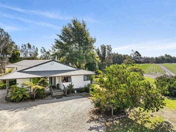 Fertile Land and Spacious Home. Owners on the Move