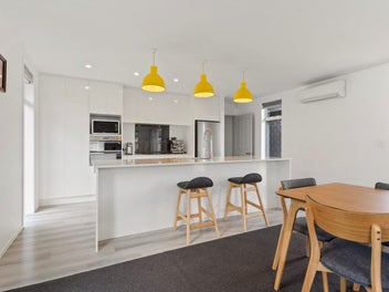 Stunning Family Home in Twin Park Rise