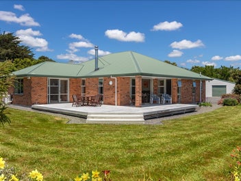 CALL TO VIEW - Lifestyle Opportunity