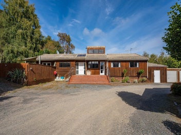 WELCOME TO YOUR DREAM HOME!