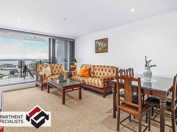 Penthouse PERFECTION in Sugartree!