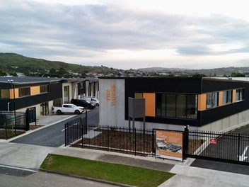 Image 1 of 18