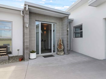 Rural Retreat: Space, Comfort, and Convenience