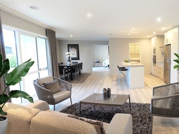 Spacious Countryside Living Amongst Rolling Hills