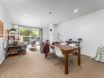 Lumina at The Parc - Pets negotiable