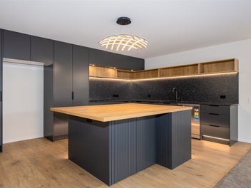 Brand New Contemporary Build