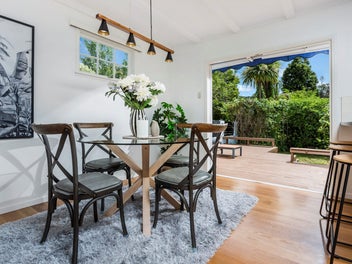 Your Ideal Home Here - Single level, Flat Section