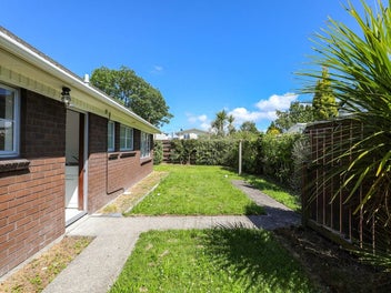 P O T E N T I A L & P O S I T I O N