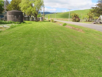 Pongaroa Village Section