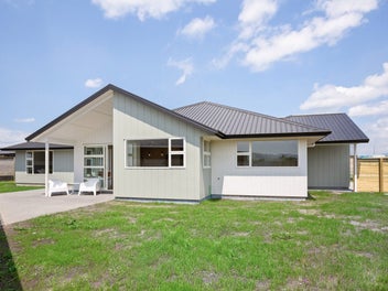 Stylish, spacious and brand new!