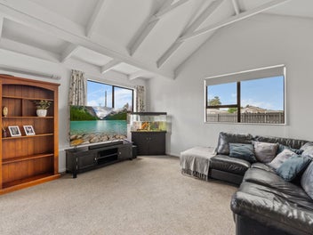 Buyer Enquiry Over $599,000: Priced to Sell!